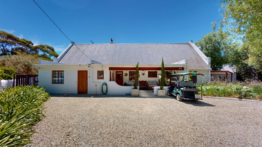 5 Bedroom Property for Sale in Stanford Western Cape